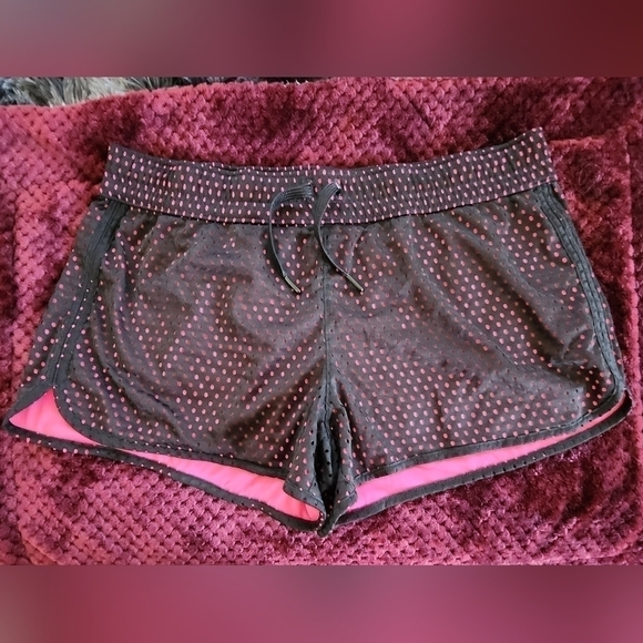 Athletic Works black/neon pink mesh shorts size Large - Picture 1 of 4